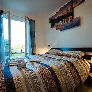 Oliva - Featuring A Private Garden And Access To A Pool Barcuzzi